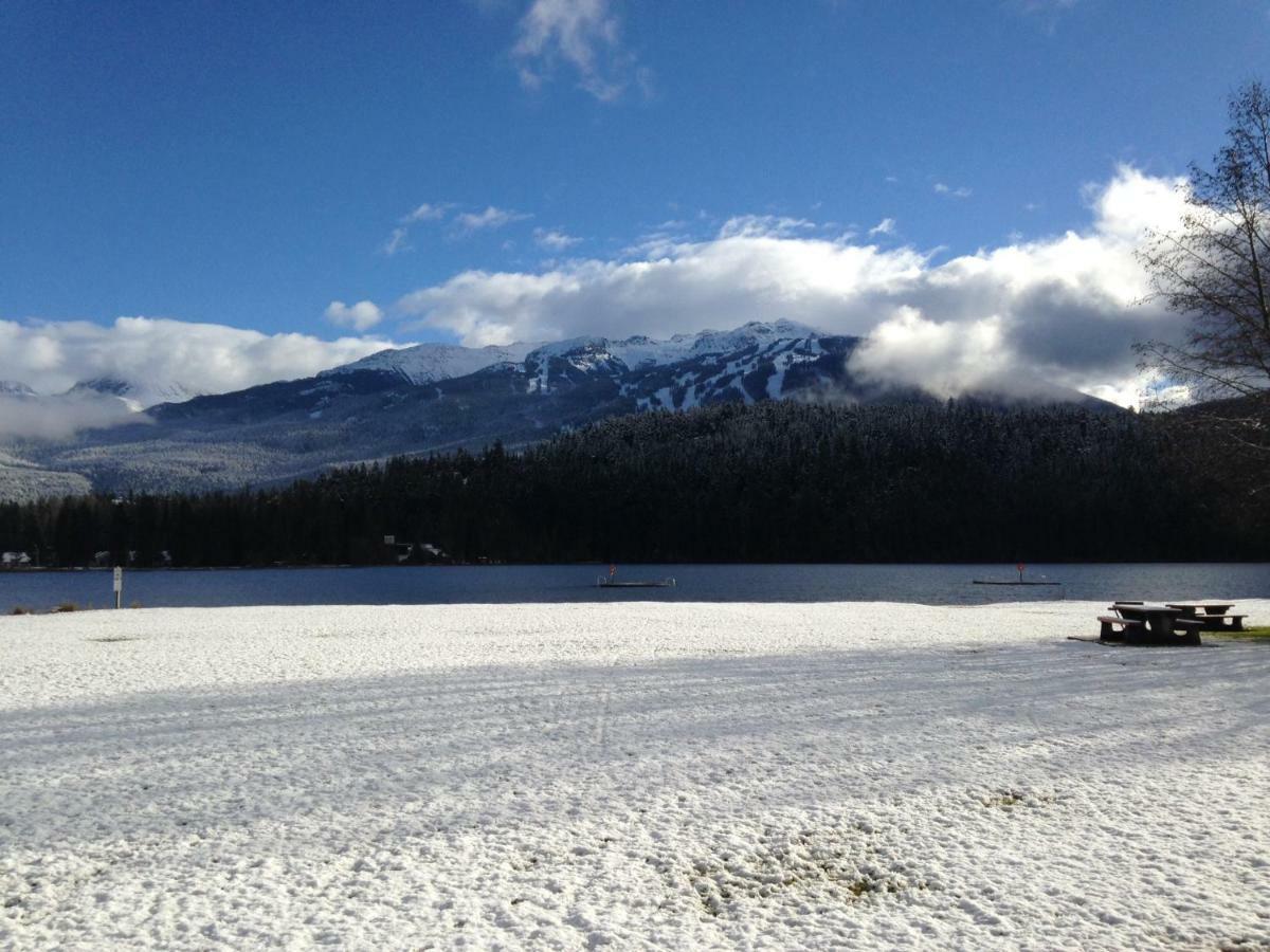 63 Lagoons Villa Whistler Eksteriør billede