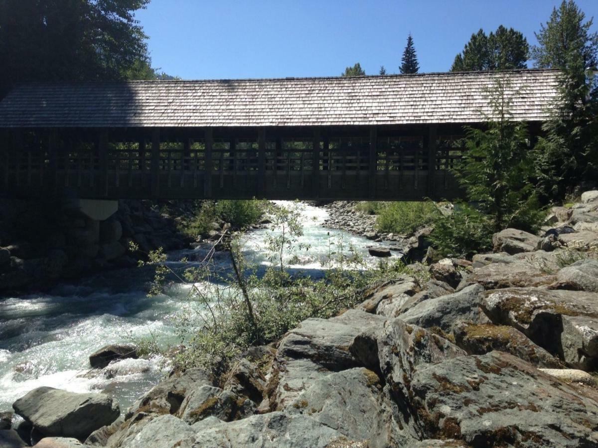 63 Lagoons Villa Whistler Eksteriør billede